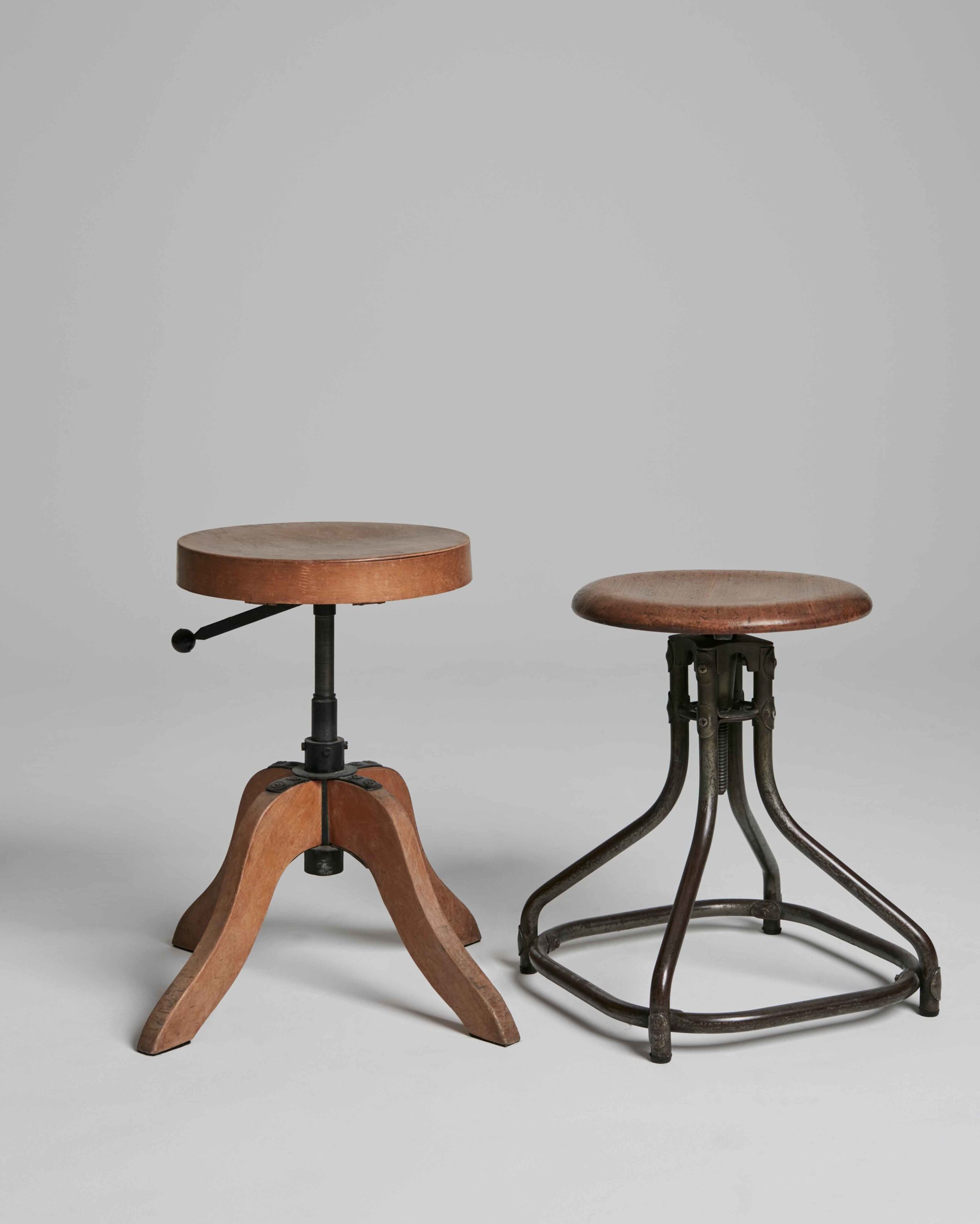 tabouret antique bois studio photo props
