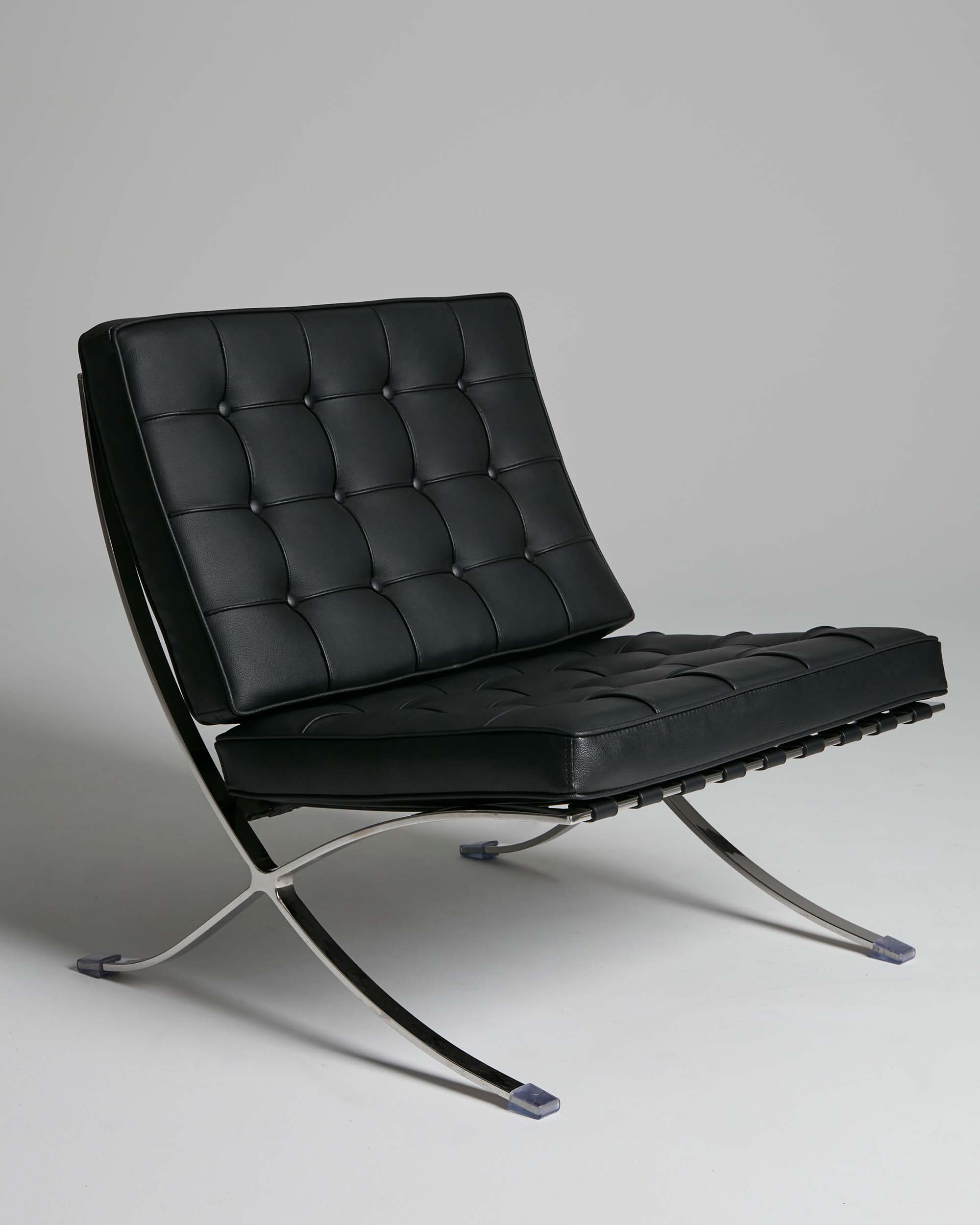 barcelona chair location props studio shooting